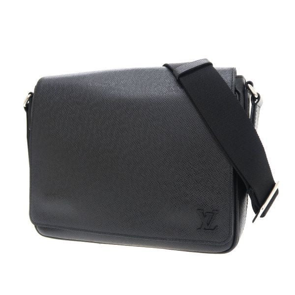 Louis Vuitton Taiga District PM