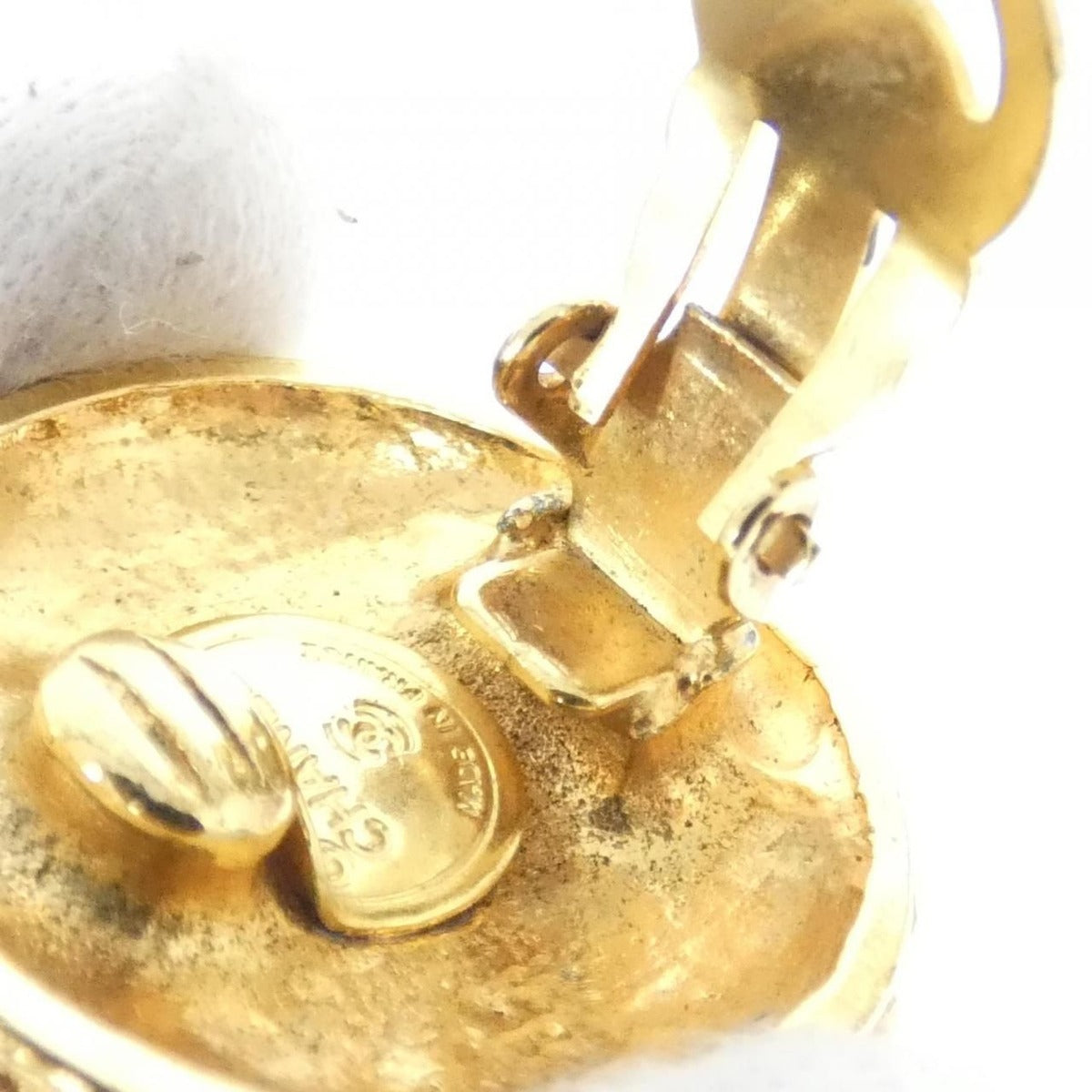 Chanel Vintage Earrings Gold Crystal — view 6