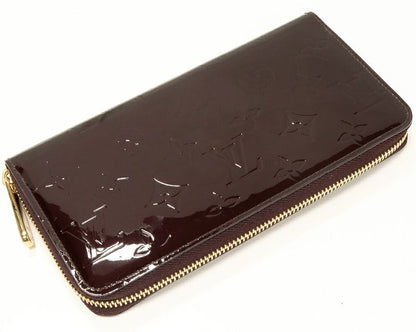 Louis Vuitton Round Zipper Long Wallet With Change Pocket Vernis Amarante Zippy