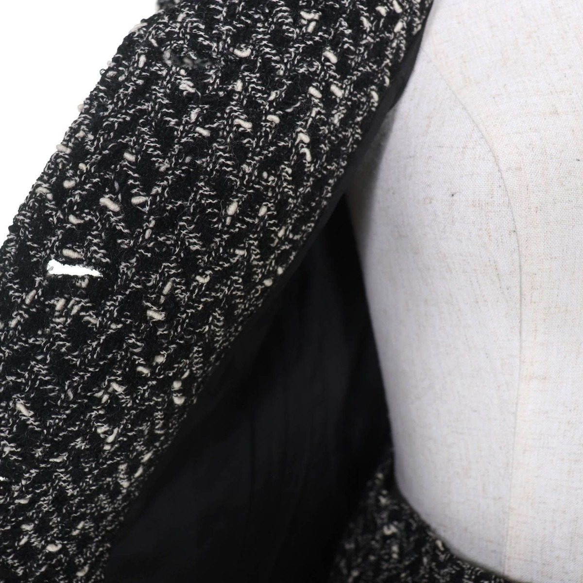 Chanel Vintage Coco Button Tweed Jacket Skirt Set Black White 38 — view 5