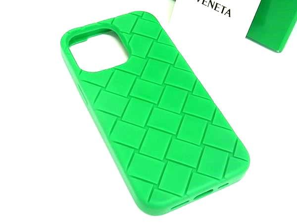 Bottega Veneta Intrecciato Rubber Iphone14pro Phone Case In Green Fi8157