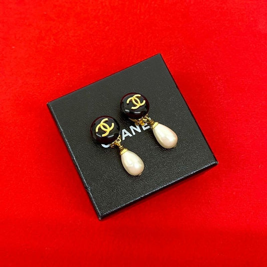 Chanel Vintage Coco Mark Motif Faux Pearl Earrings Accessories 95A