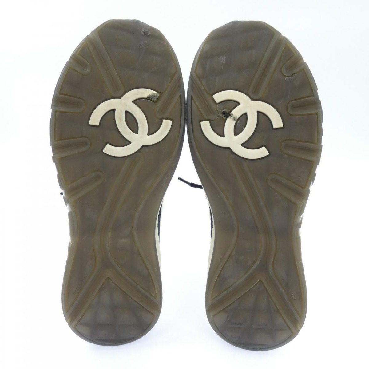 Chanel Sneakers Yellow — view 4