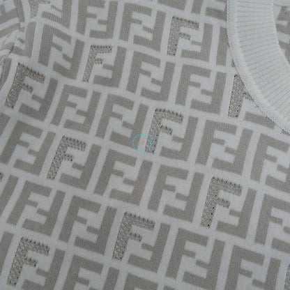 Fendi Zucca Pattern Knit T-shirt Fzy443 AKEW F1hxt 50 Size White Gray