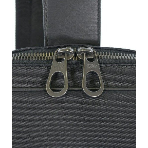 Bottega Veneta Shoulder Bag Black — view 5