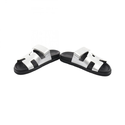 Hermes Sandals Chypre Silver Leather — view 3