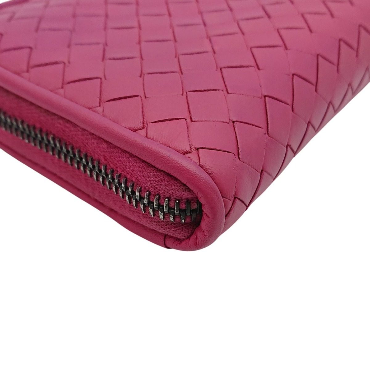 Bottega Veneta Intrecciato Round Zip Wallet Pink — view 13