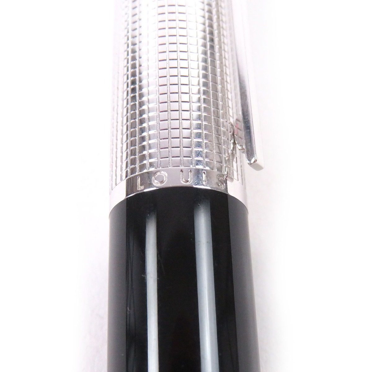 Louis Vuitton Doc Lacquer Nib 18k Cap Fountain Pen Black Silver — view 6