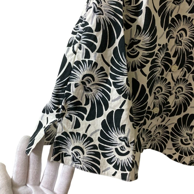 Prada Flower Print Sleeveless Shirt Blouse Size 38 White Black Women's Used