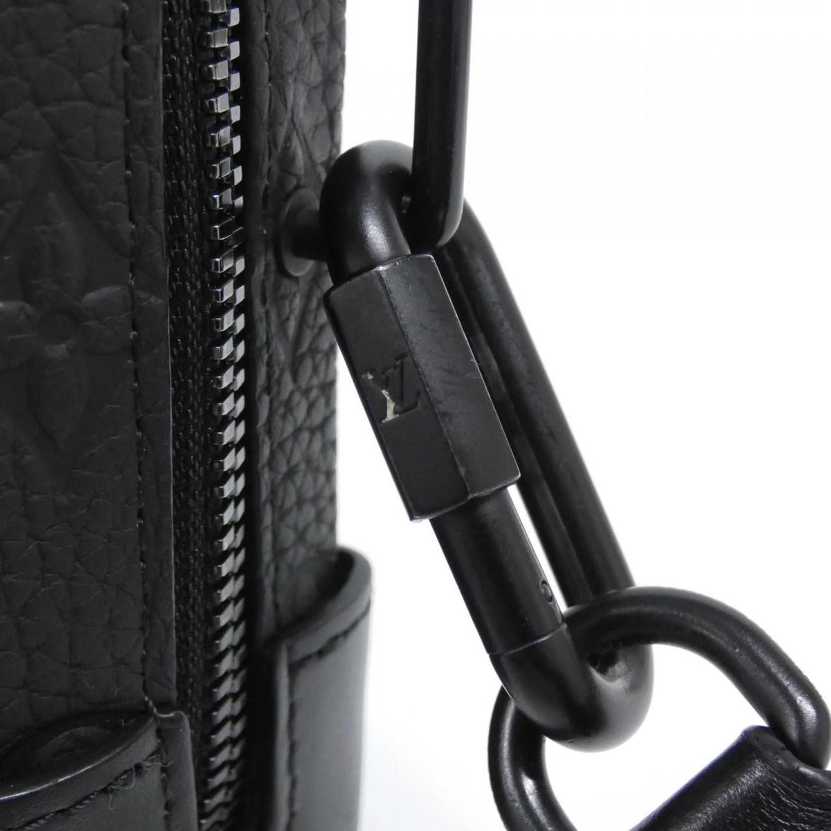 Louis Vuitton Taurillon Monogram Soft Trunk Wallet Shoulder Bag Black — view 6