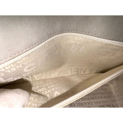Chanel Large Shoulder Bag Flower Stitch CC Logo Turnlock Silver Chain Gray — view 13