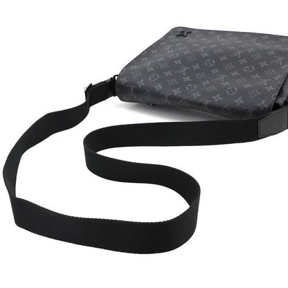 Louis Vuitton Monogram Eclipse District MM NM Shoulder Bag Black M44001 90295932