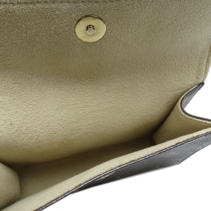 Louis Vuitton Shoulder Bag