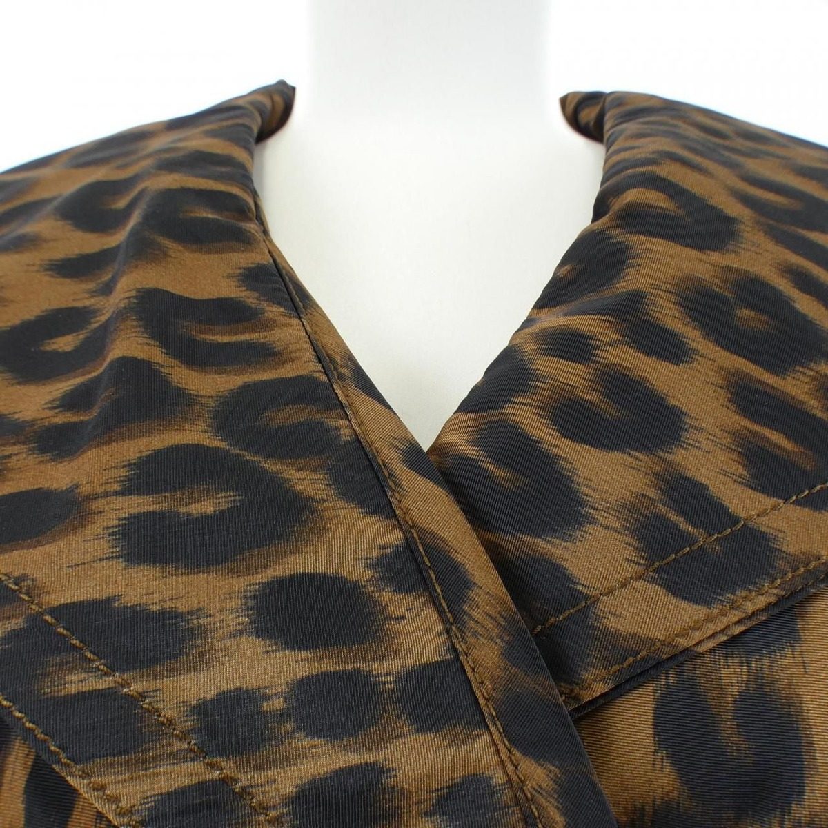 Louis Vuitton Coat Brown — view 5