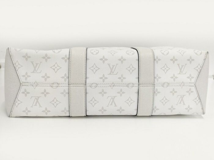 Louis Vuitton Weekend Tote NM Tote Bag Taiga Llama M30919