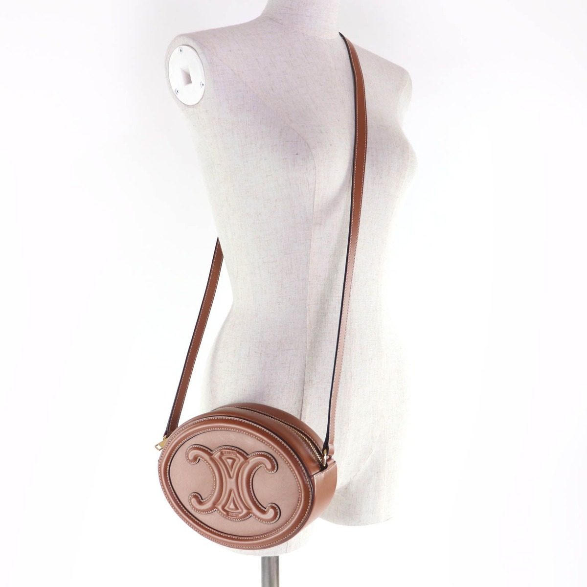 Celine Cuir Triomphe Oval Pass Leather Shoulder Bag Tan — view 8