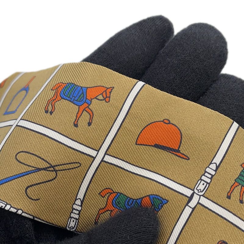 Hermes Scarf Twill Horsewear Couvertures Et Tenues de Jour Silk Mordre Blanc Blue