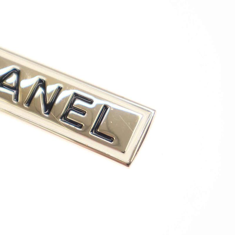 Chanel 21aw Logo Plate Brooch B21 B Gold Type