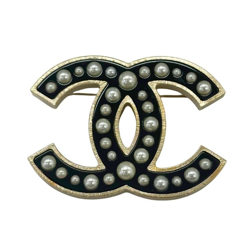 Chanel Faux Pearl Brooch