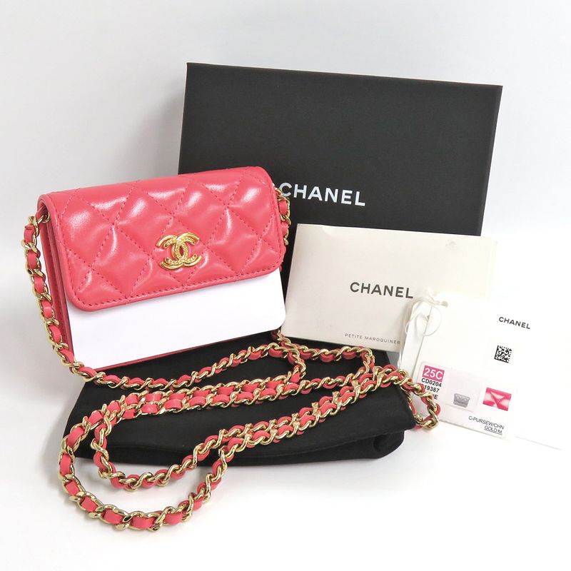 Chanel Matelasse Chain Pochette Salmon Pink Cd0204 Gold Hardware Cuff