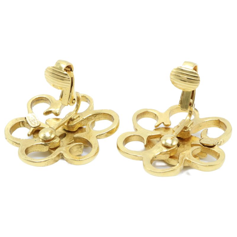 Chanel Beautiful 96P Coco Mark Flower