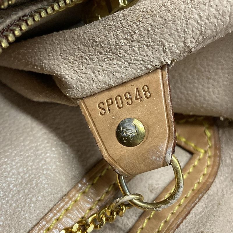 Louis Vuitton Monogram Bucket GM M42236 - Shoulder Bag