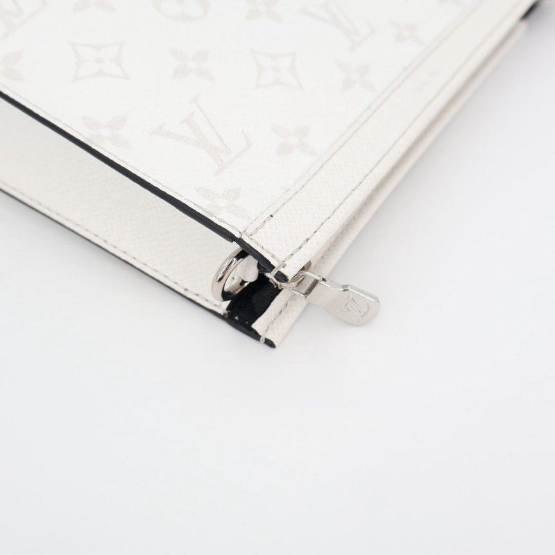 Louis Vuitton Taiga Lama Gaston Wearable Wallet Shoulder Bag