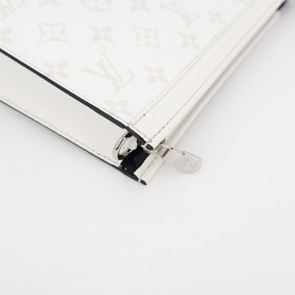 Louis Vuitton Taiga Lama Gaston Wearable Wallet Shoulder Bag