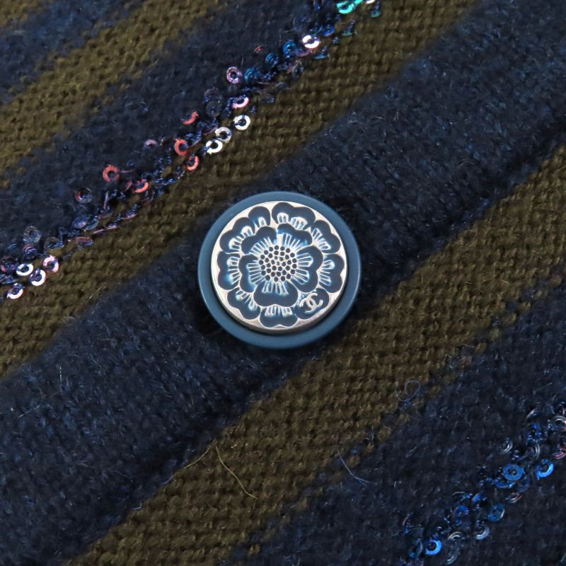 CHANEL P62936 Cashmere Coco Mark Button Coco Button Sequins Striped Long Sleeve
