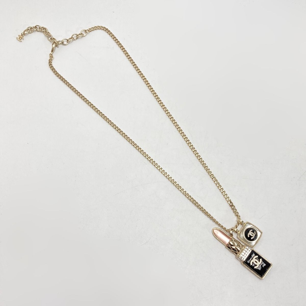 Chanel Cocomark Lip Charm Necklace A22/c Gold Metal Rhinestone Long Necklace