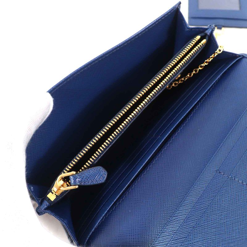 Prada 1mh132 Saffiano Triangolo Saffiano Leather Triangle Logo Triangle Plate