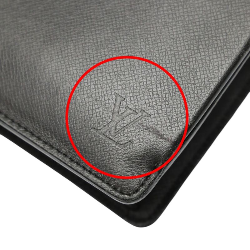 Louis Vuitton M32660 Taiga Business Bag Neo Robusto 1 Business Bag Louis