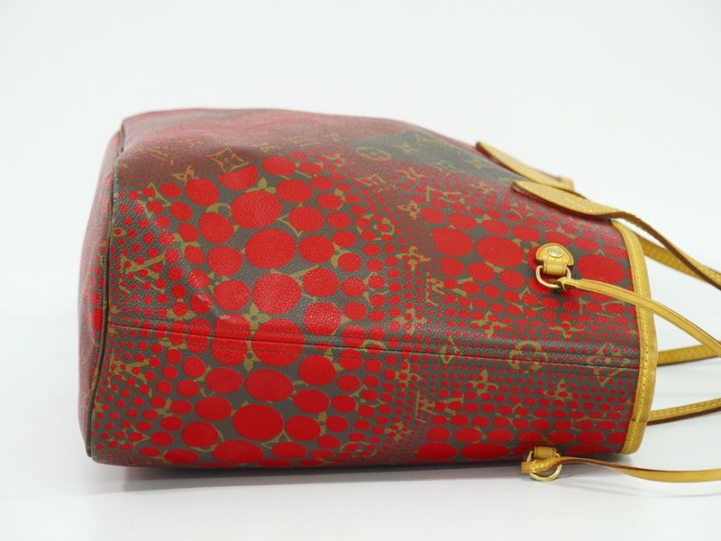 Authentic Louis Vuitton LV Neverfull MM Monogram Wave Yayoi Kusama Tote Bag