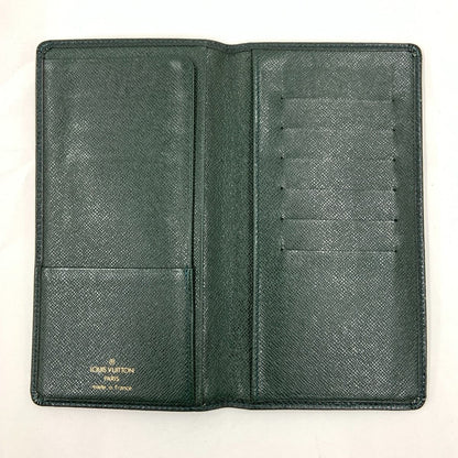 Louis Vuitton Taiga Porte Valeur Cult Credit Bifold Wallet M30394 Green