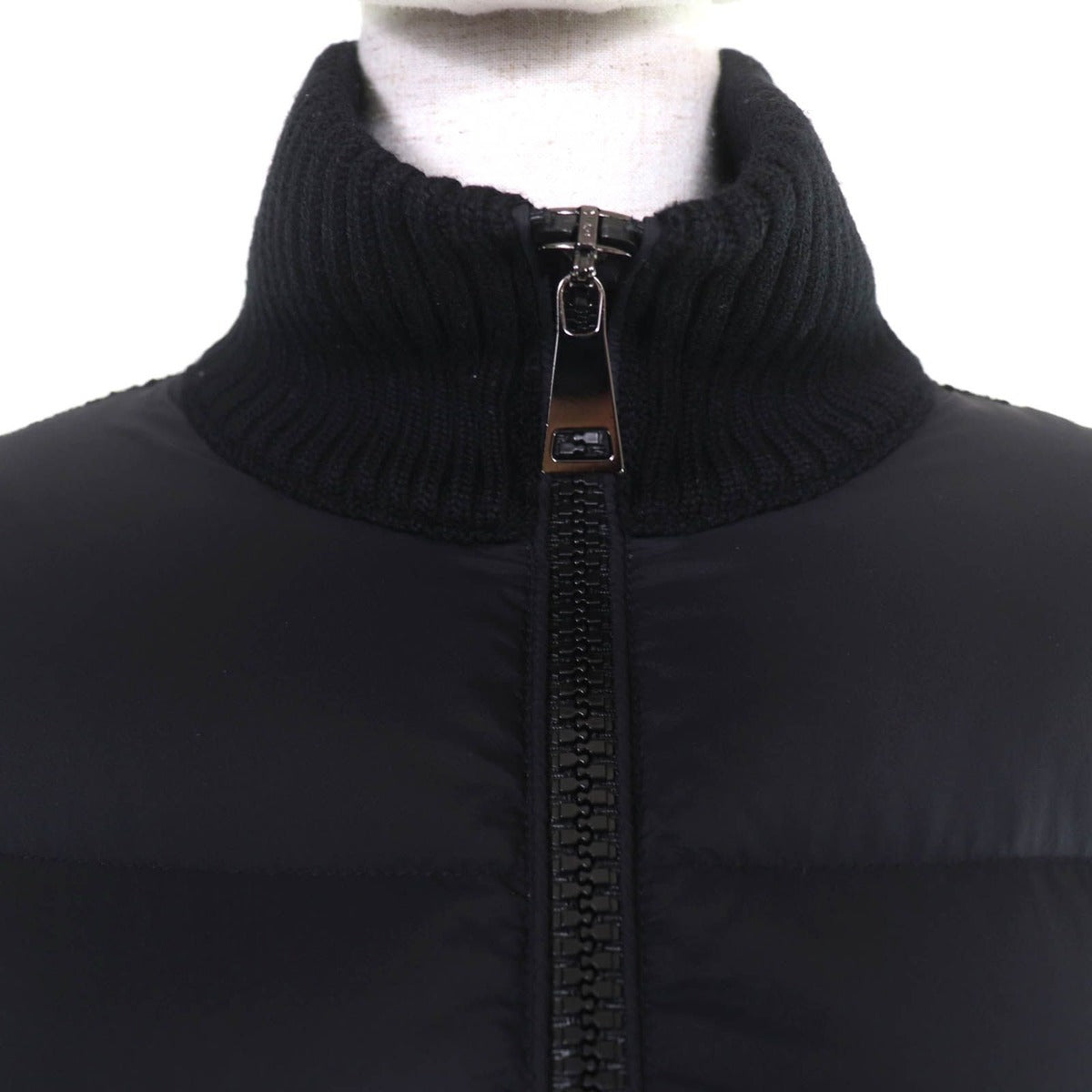 Moncler Cardigan Logo Patch Wool Knit Switch Down Jacket Black — view 4