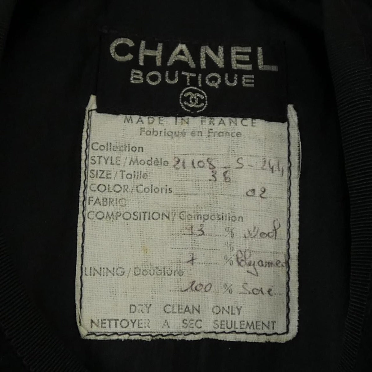 Chanel Vintage Collarless Jacket — view 3