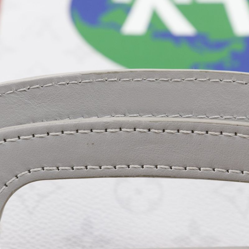 Louis Vuitton Flat Vertical Tote M44627 X White Monogram Canvas Light Gray