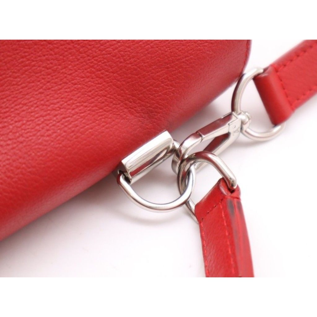 Louis Vuitton Lockme 2 Ruby Leather 2-Way Shoulder Bag Silver — view 5