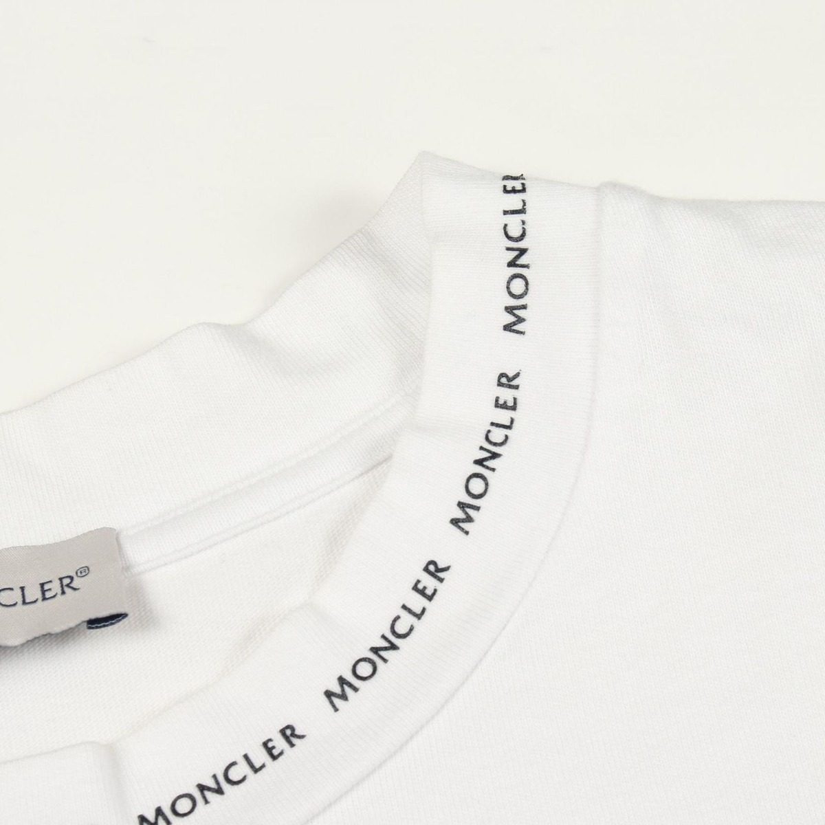 Moncler Long Sleeve T-Shirt Crew Neck Cotton — view 9