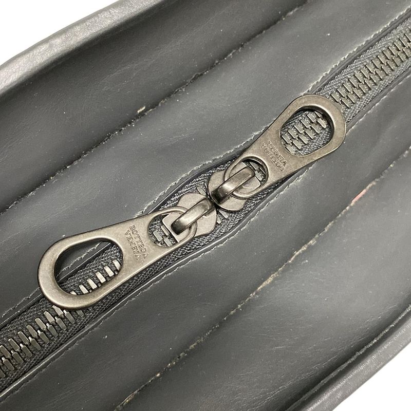 Bottega Veneta Intrecciato Dark Gray Leather Handbag