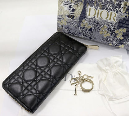 Christian Dior Round Zipper Long Wallet With Change Pocket Lady Dior Cannage