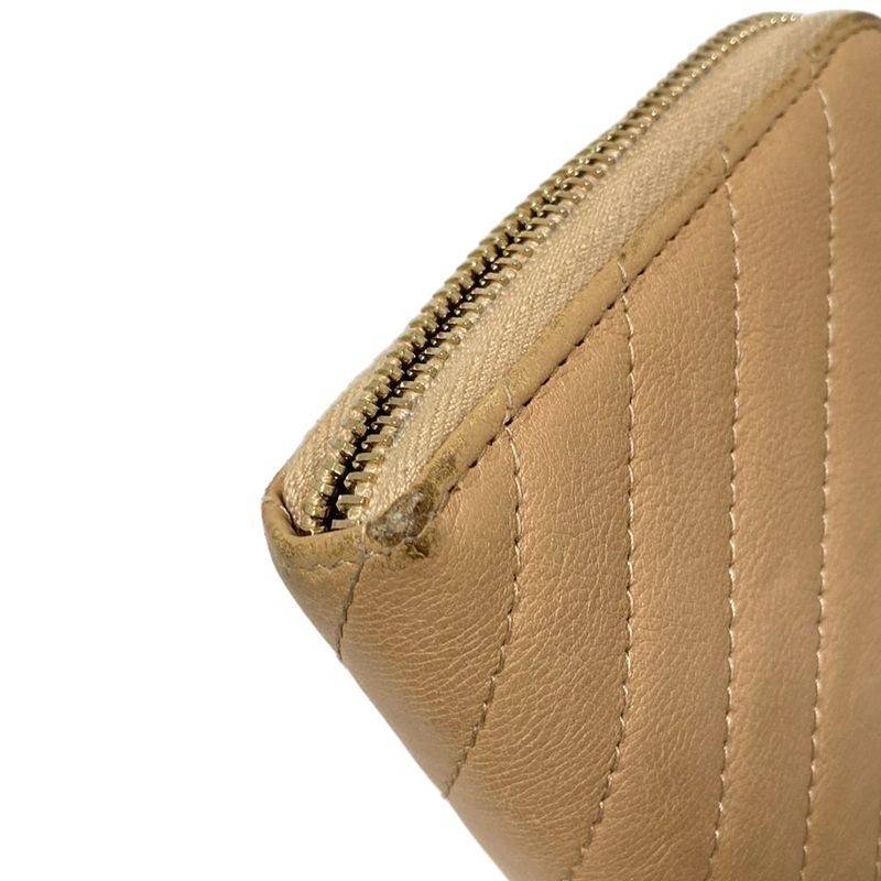 Chanel Long Wallet V-stitched (chevron) Beige Coco Mark/gold Hardware / Round
