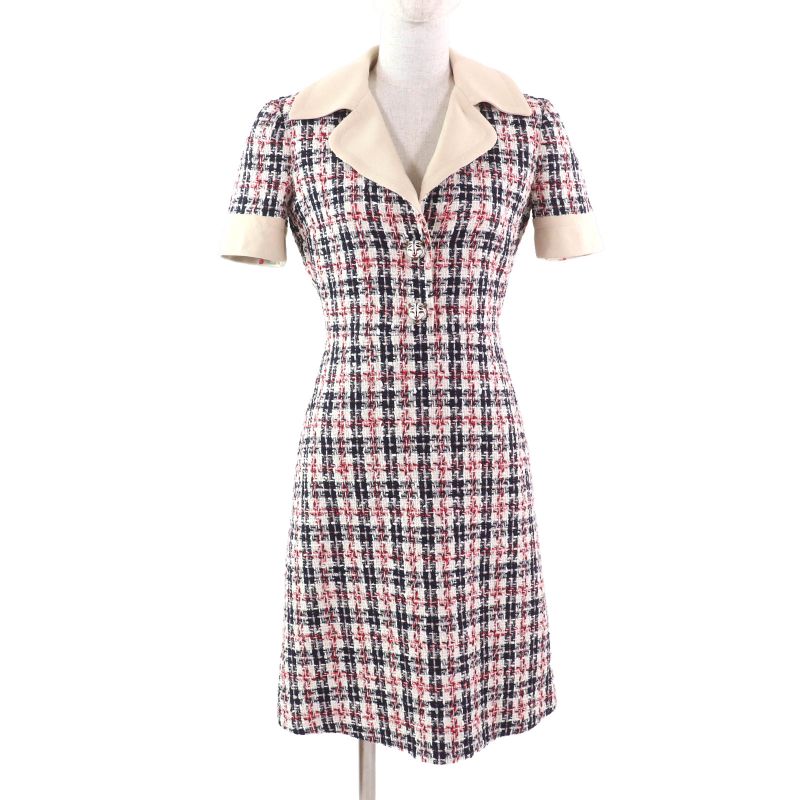 Gucci 530704 Taiga - Short Sleeve Knee Length Tweed Dress With Head Buttons