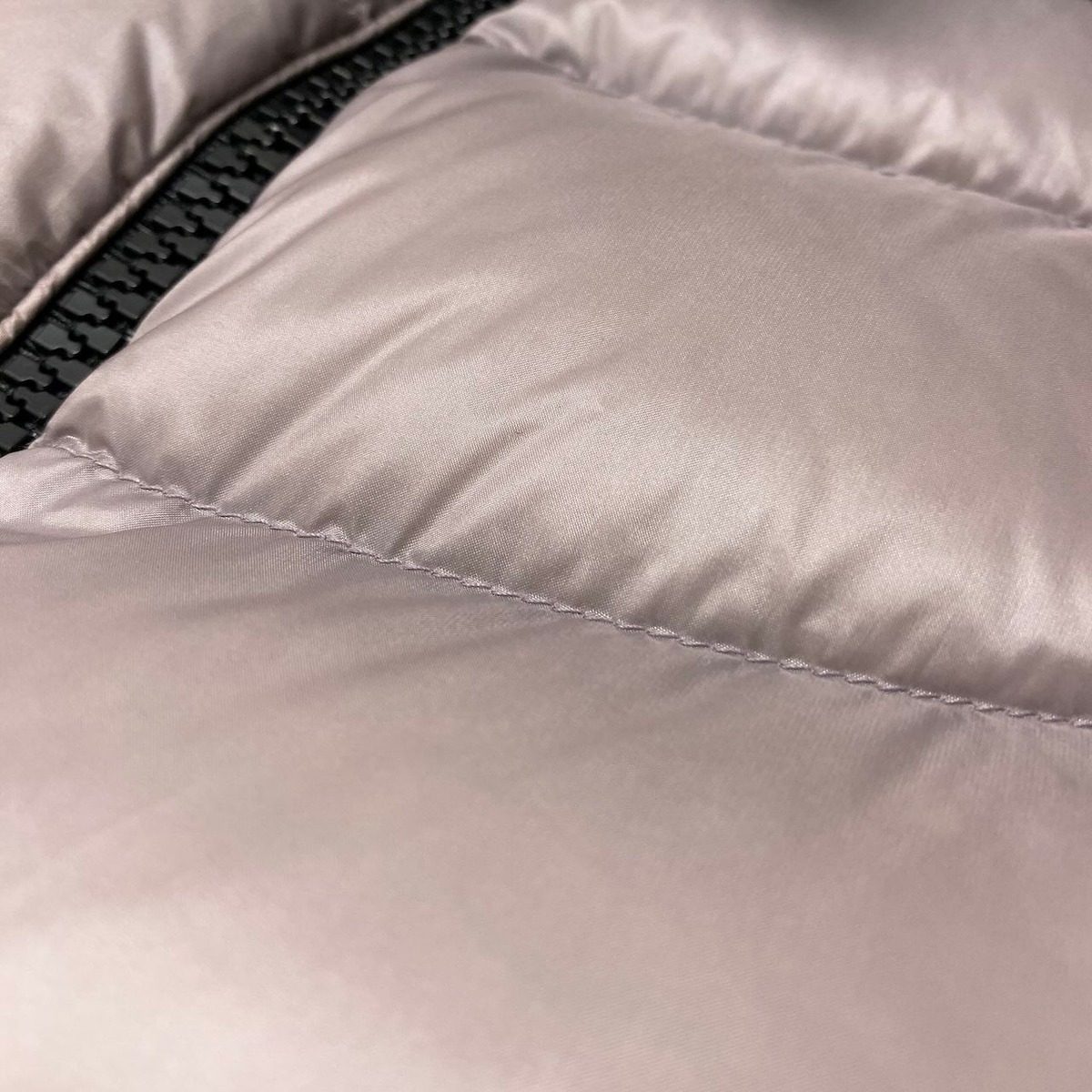 Moncler Akylina Doudoune Legere Down Jacket Hooded Short 3/4 Sleeve Lightweight — view 11