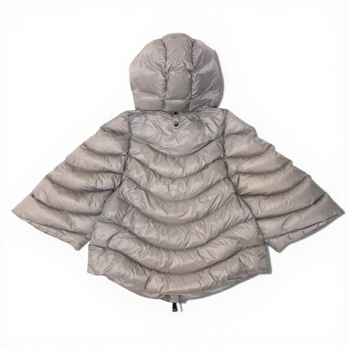 Moncler Akylina Doudoune Legere Down Jacket Hooded Short 3/4 Sleeve Lightweight — view 3