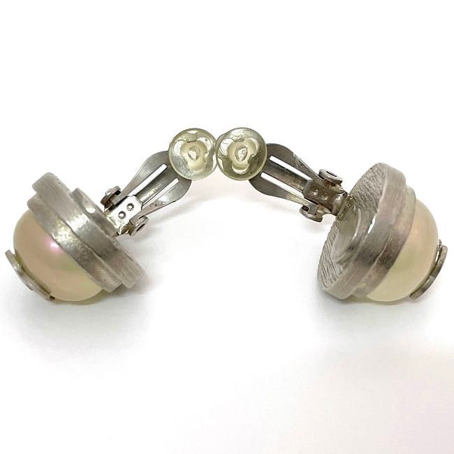 Chanel Earring Silver Pearl Style Coco Mark Excellent Condition Metal Used 98
