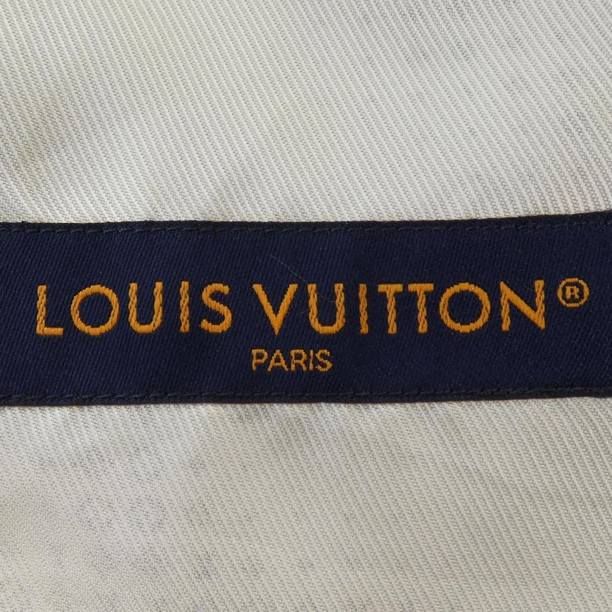 Louis Vuitton Shorts Silk Gray — view 4