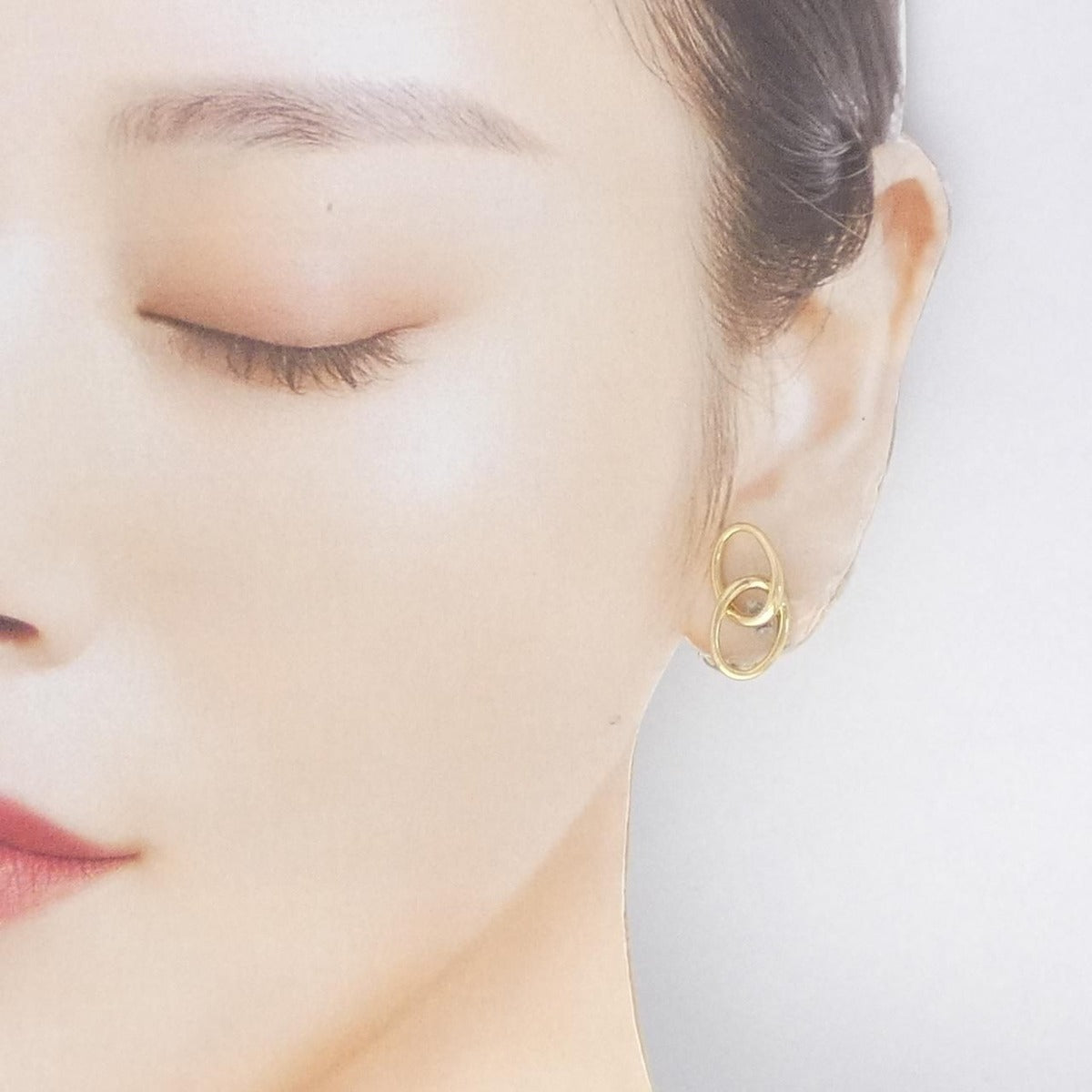 Tiffany & Co 750wg Earring — view 4