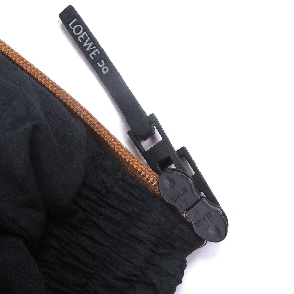 Loewe on Logo Hooded Puffer Jacket Black — view 5