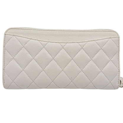 Chanel Zip Around Quilted Caviar Leather White — view 3